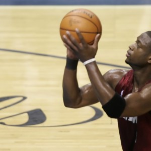 开云-大范：韦德强于哈登 在联盟历史上绝杀球我最想交给的人就是韦德